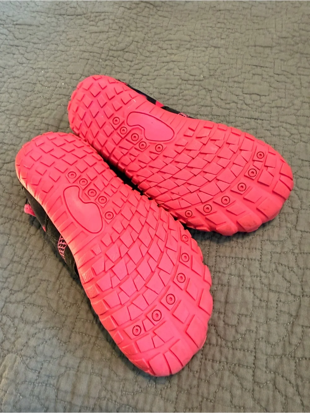 Ubfen Pink 5-Toe Aqua Socks Water Shoes - Size 11